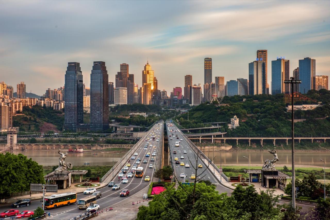 Radisson Blu Plaza Chongqing - Free 2 Bottle Of Local Beer Per Room During Stay Exteriér fotografie