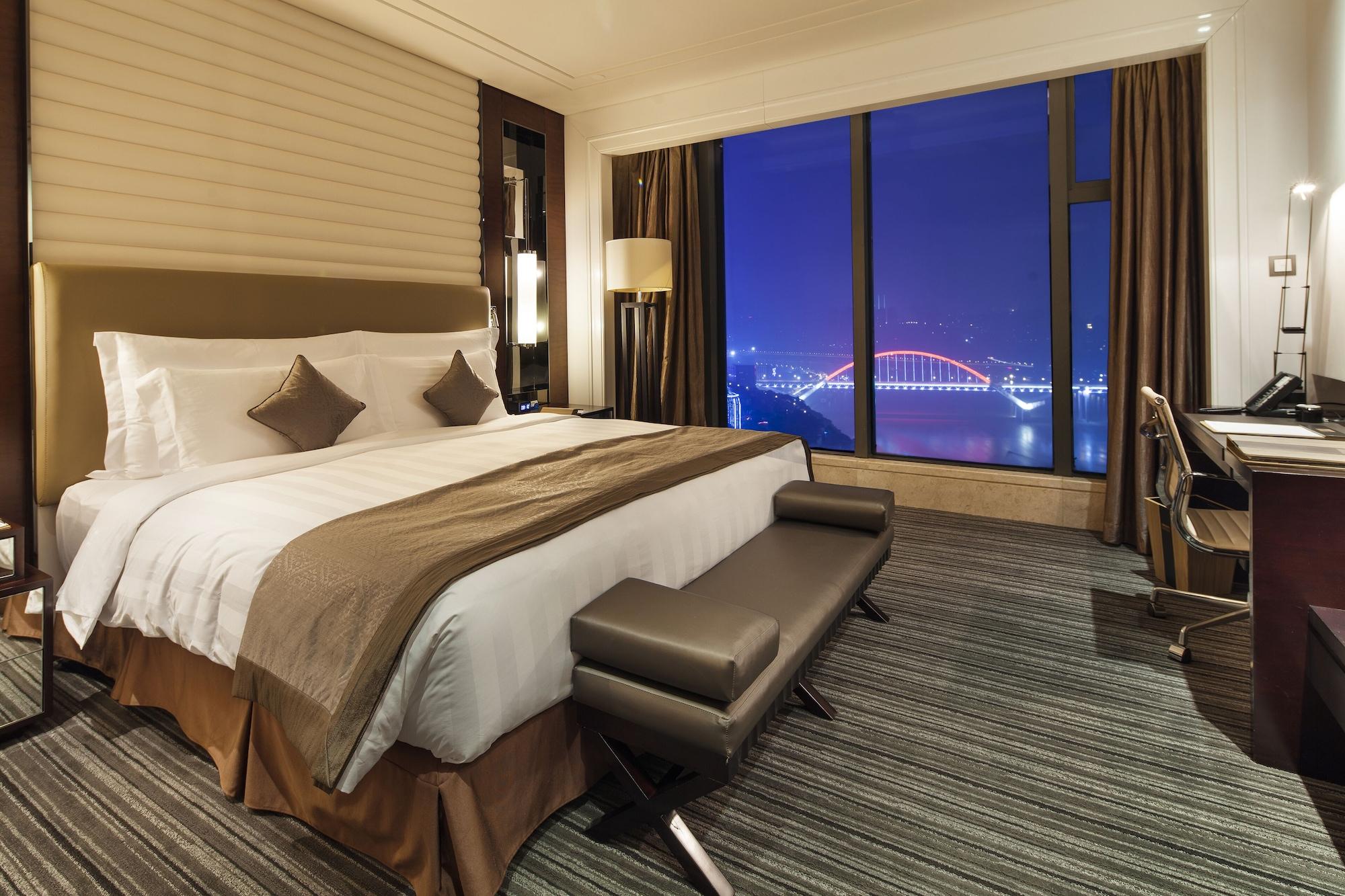 Radisson Blu Plaza Chongqing - Free 2 Bottle Of Local Beer Per Room During Stay Exteriér fotografie