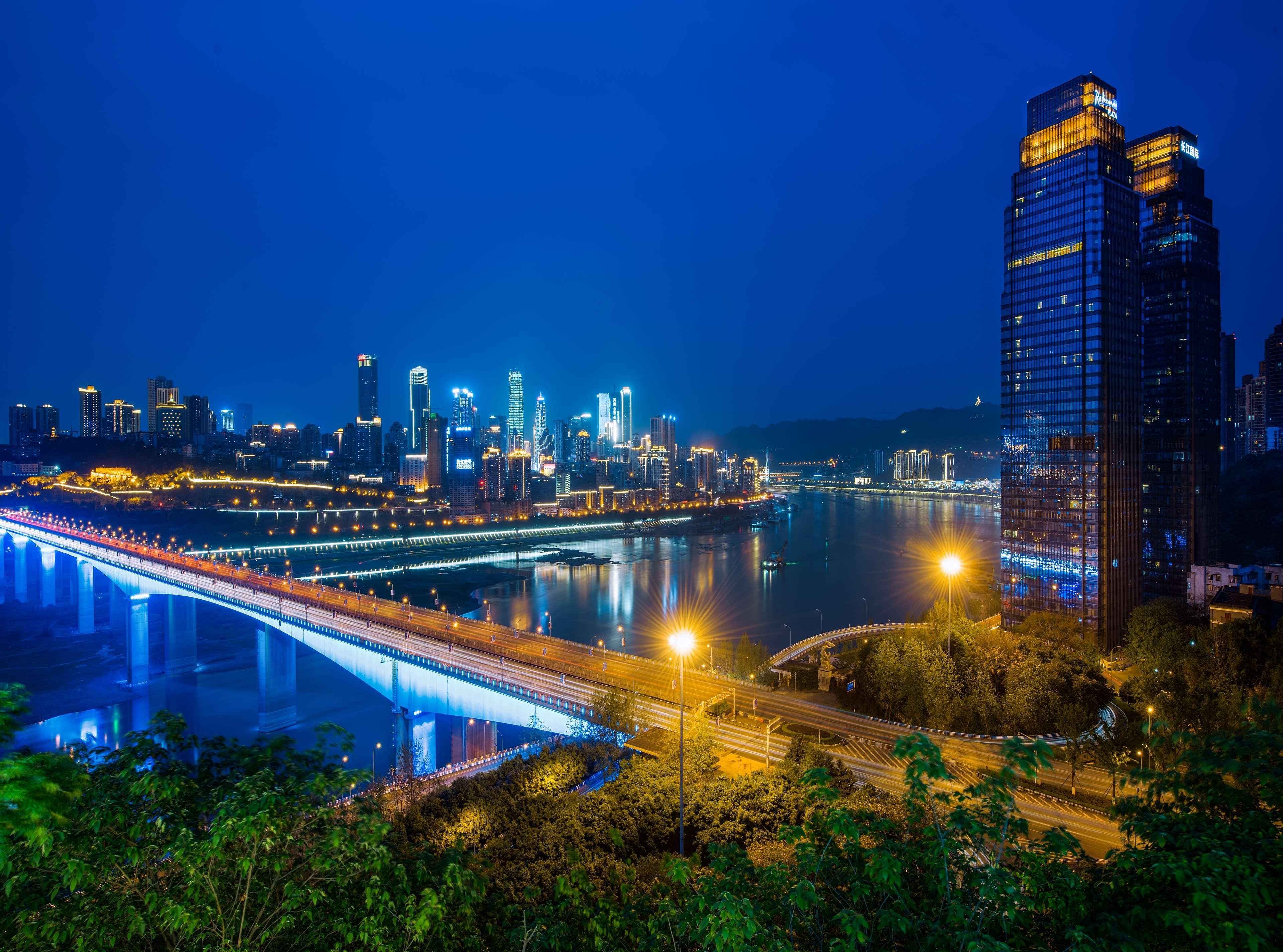 Radisson Blu Plaza Chongqing - Free 2 Bottle Of Local Beer Per Room During Stay Exteriér fotografie