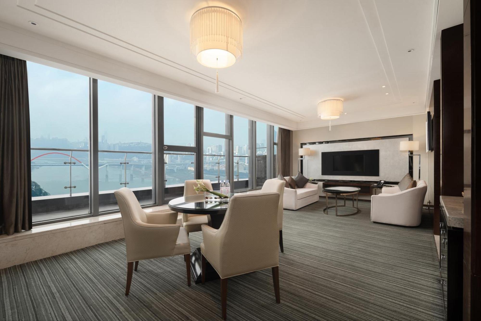 Radisson Blu Plaza Chongqing - Free 2 Bottle Of Local Beer Per Room During Stay Exteriér fotografie