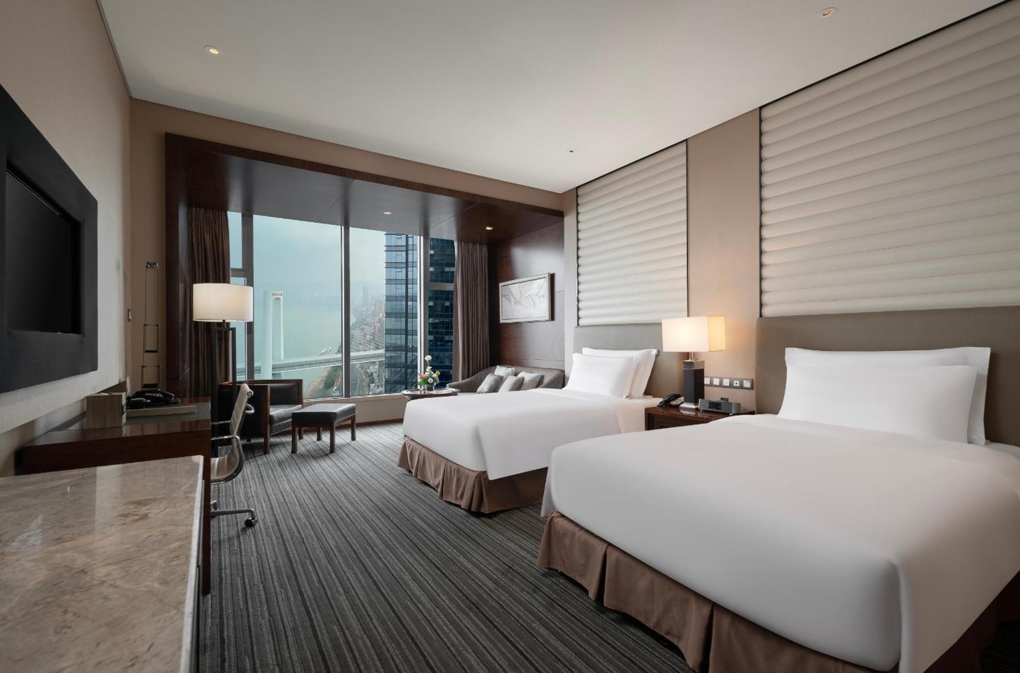 Radisson Blu Plaza Chongqing - Free 2 Bottle Of Local Beer Per Room During Stay Exteriér fotografie