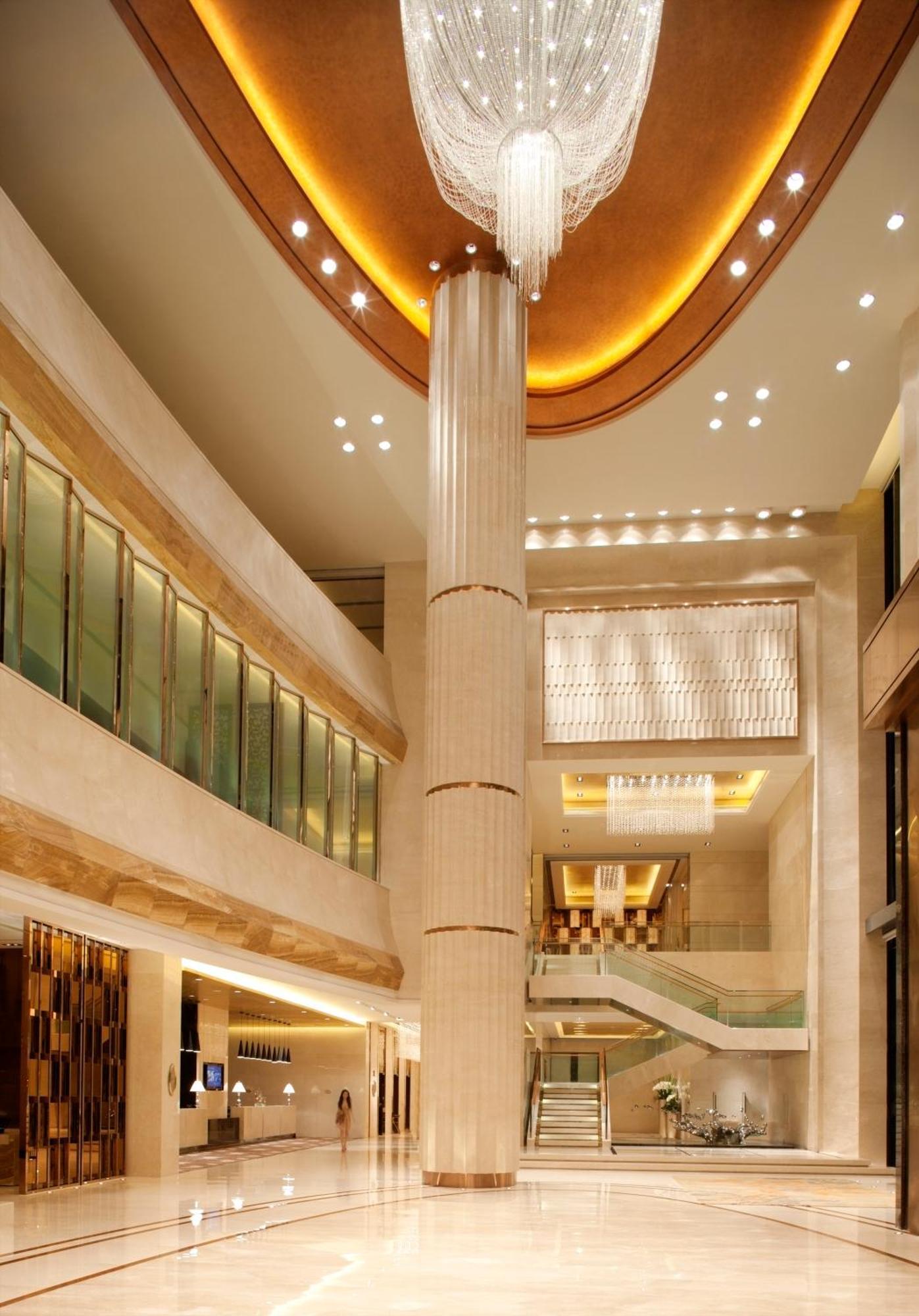 Radisson Blu Plaza Chongqing - Free 2 Bottle Of Local Beer Per Room During Stay Exteriér fotografie