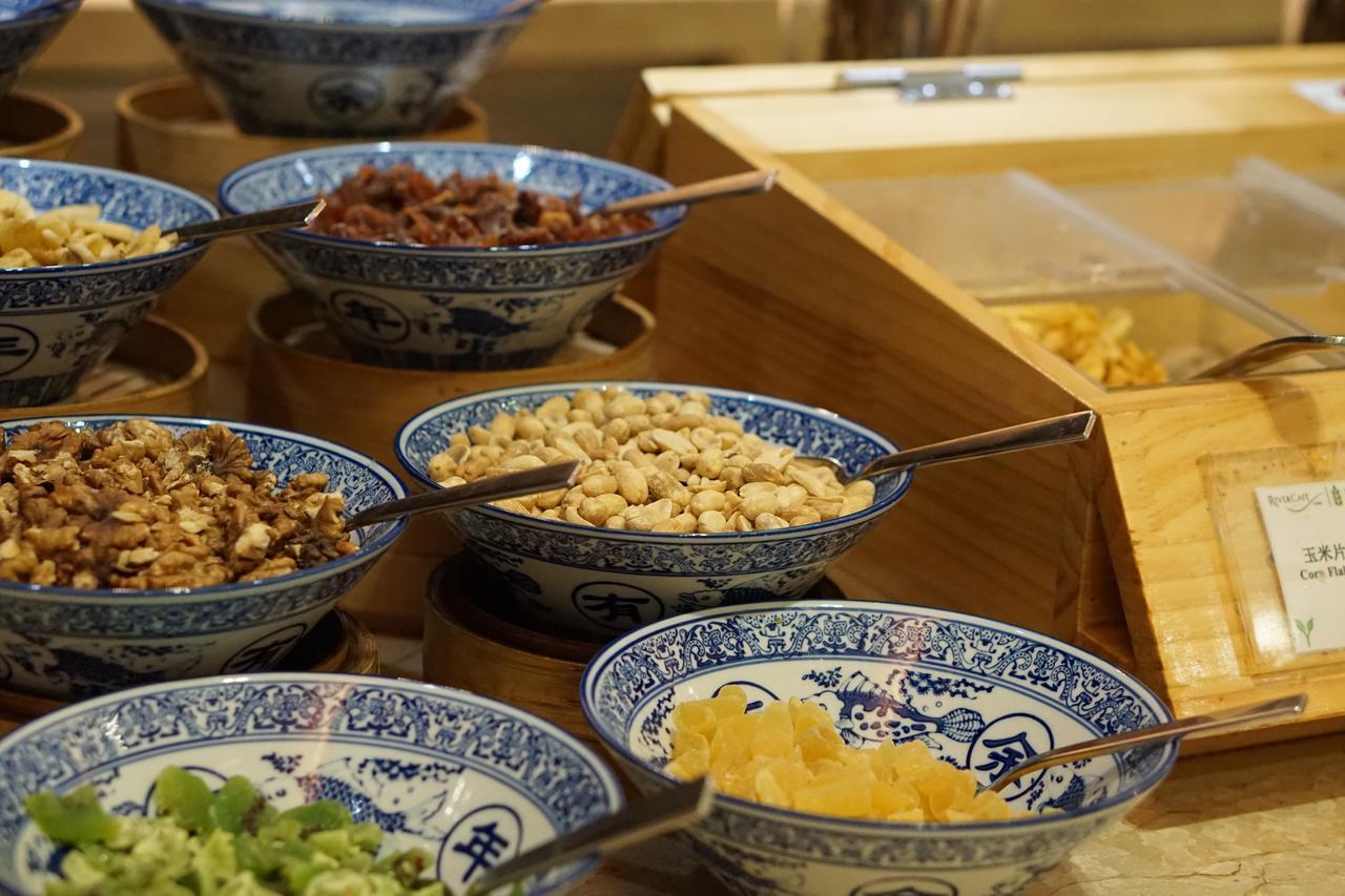 Radisson Blu Plaza Chongqing - Free 2 Bottle Of Local Beer Per Room During Stay Exteriér fotografie